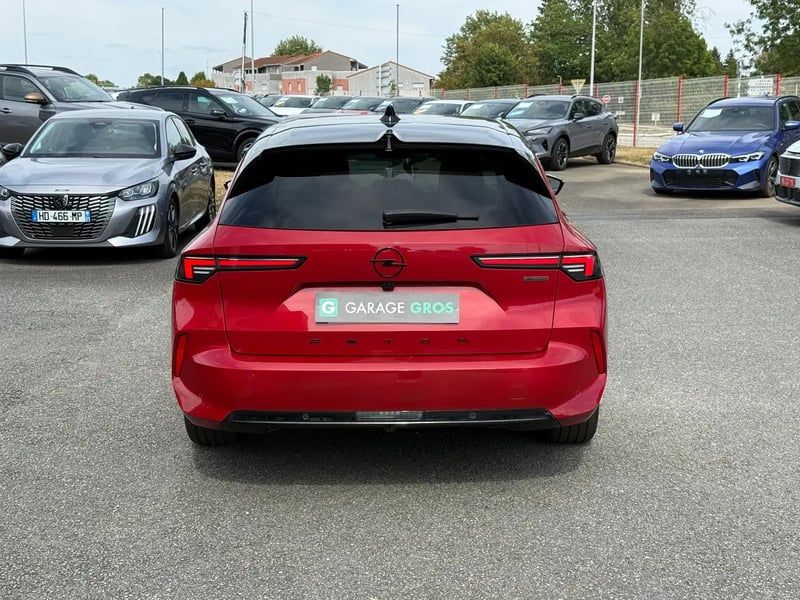 Photo de la voiture OPEL ASTRA SPORTS TOURER Hybride Rechargeable 180 ch BVA8 GS