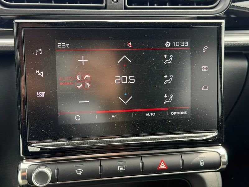 Photo de la voiture CITROEN C3 PureTech 83 ch BVM5 Max