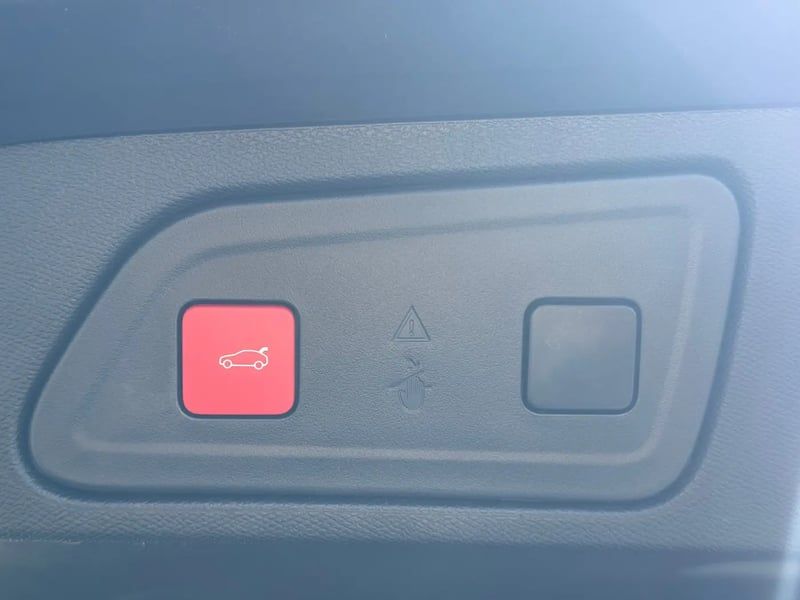 Photo de la voiture CITROEN C5 AIRCROSS Hybride 145 e-DCS6 Max