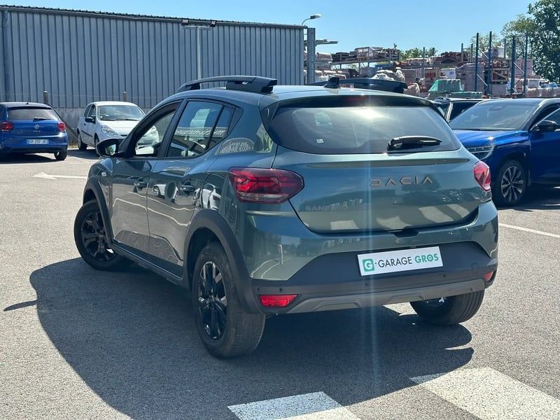 Photo de la voiture DACIA SANDERO ECO-G 100 GSR2 Stepway Extreme +