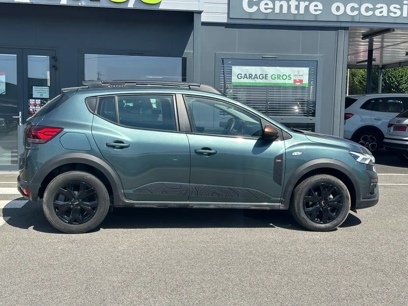 Photo de la voiture DACIA SANDERO ECO-G 100 GSR2 Stepway Extreme +