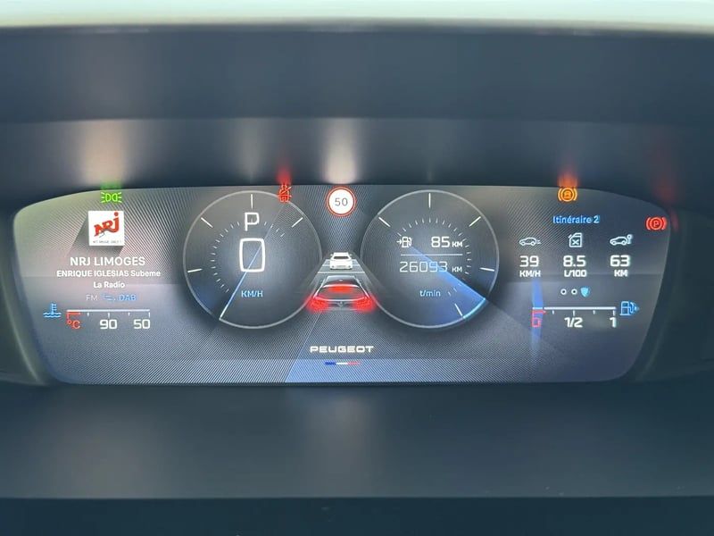 Photo de la voiture PEUGEOT 308 SW PureTech 130ch S&S EAT8 Allure Pack