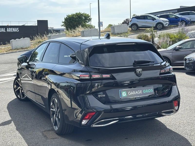 Photo de la voiture PEUGEOT 308 SW PureTech 130ch S&S EAT8 Allure Pack