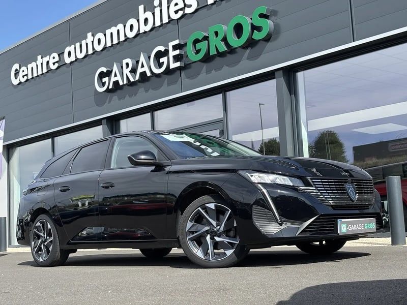 Photo de la voiture PEUGEOT 308 SW PureTech 130ch S&S EAT8 Allure Pack