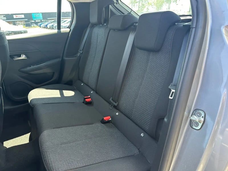 Photo de la voiture PEUGEOT 208 100 S&S BVM6 Style