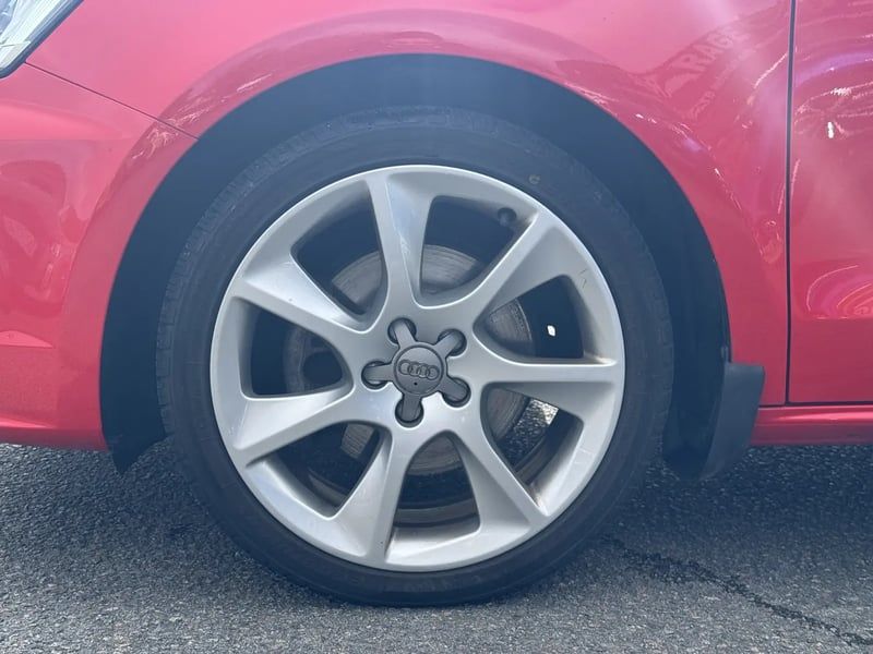 Photo de la voiture AUDI A1 SPORTBACK 1.4 TFSI 125 BVM6 Ambition
