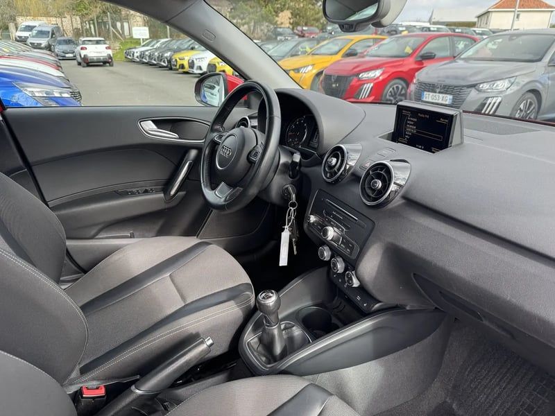 Photo de la voiture AUDI A1 SPORTBACK 1.4 TFSI 125 BVM6 Ambition