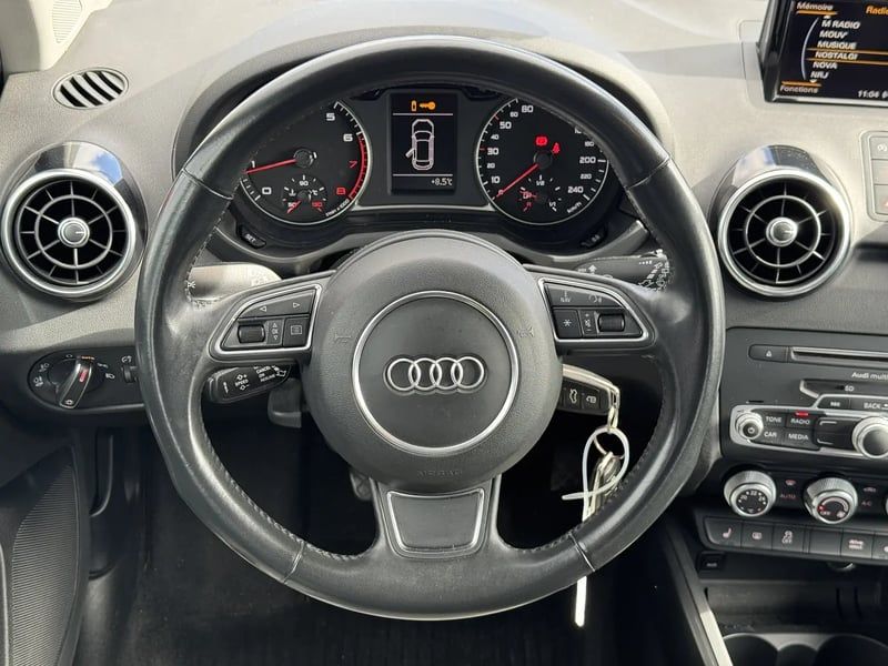 Photo de la voiture AUDI A1 SPORTBACK 1.4 TFSI 125 BVM6 Ambition