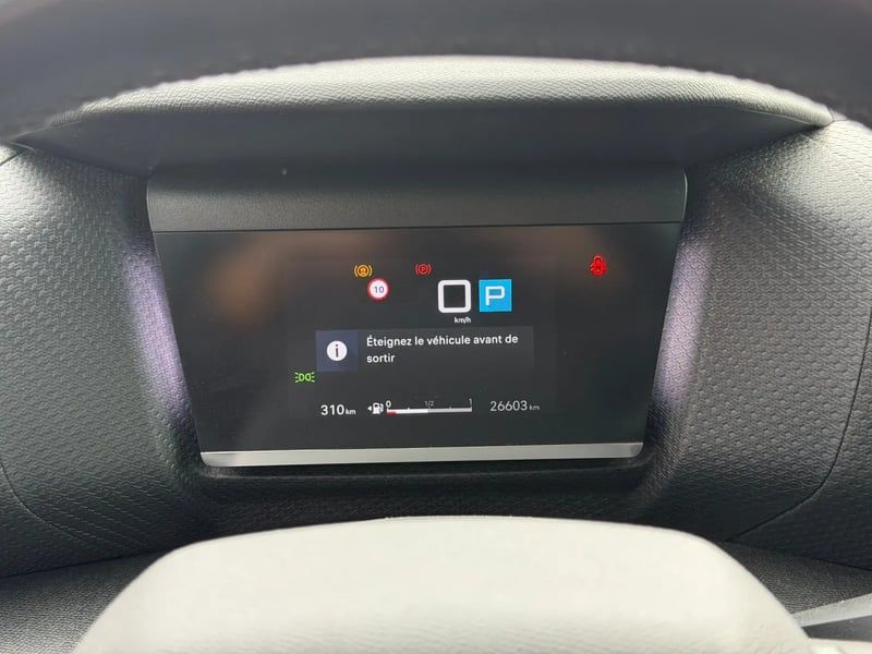 Photo de la voiture CITROEN C4 X PureTech 130 S&S EAT8 Max