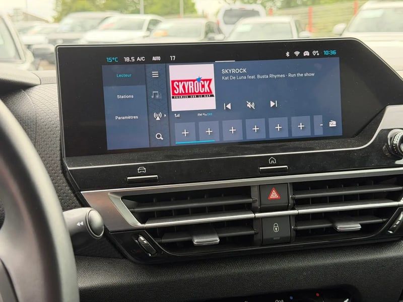 Photo de la voiture CITROEN C4 X PureTech 130 S&S EAT8 Max