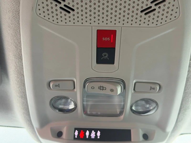 Photo de la voiture CITROEN C4 X PureTech 130 S&S EAT8 Max