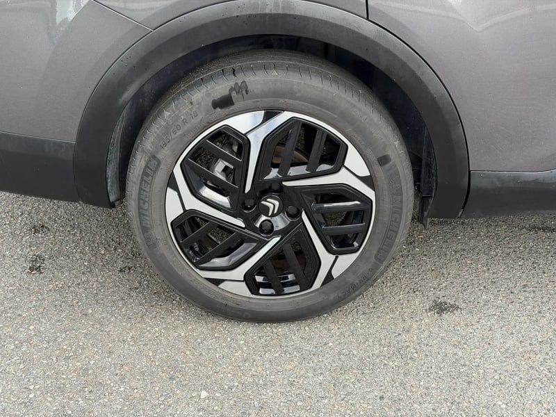 Photo de la voiture CITROEN C4 X PureTech 130 S&S EAT8 Max