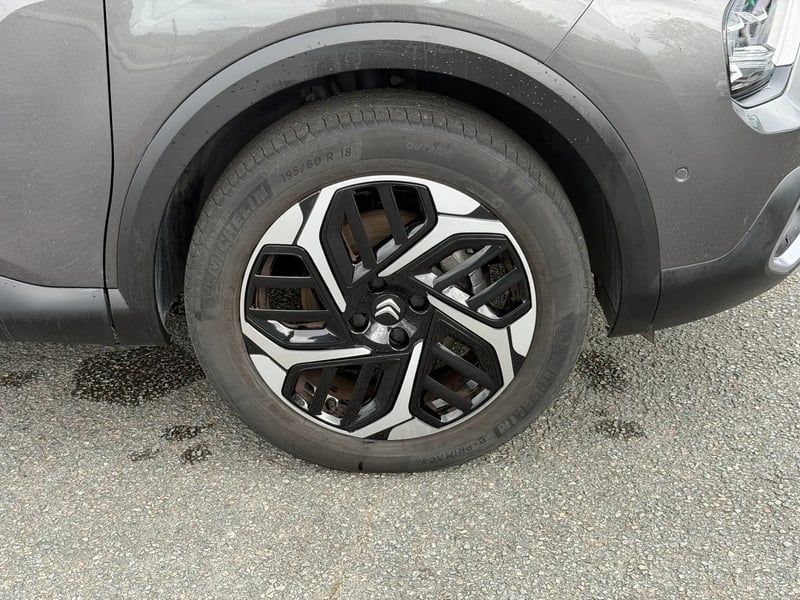 Photo de la voiture CITROEN C4 X PureTech 130 S&S EAT8 Max