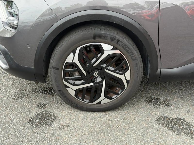 Photo de la voiture CITROEN C4 X PureTech 130 S&S EAT8 Max