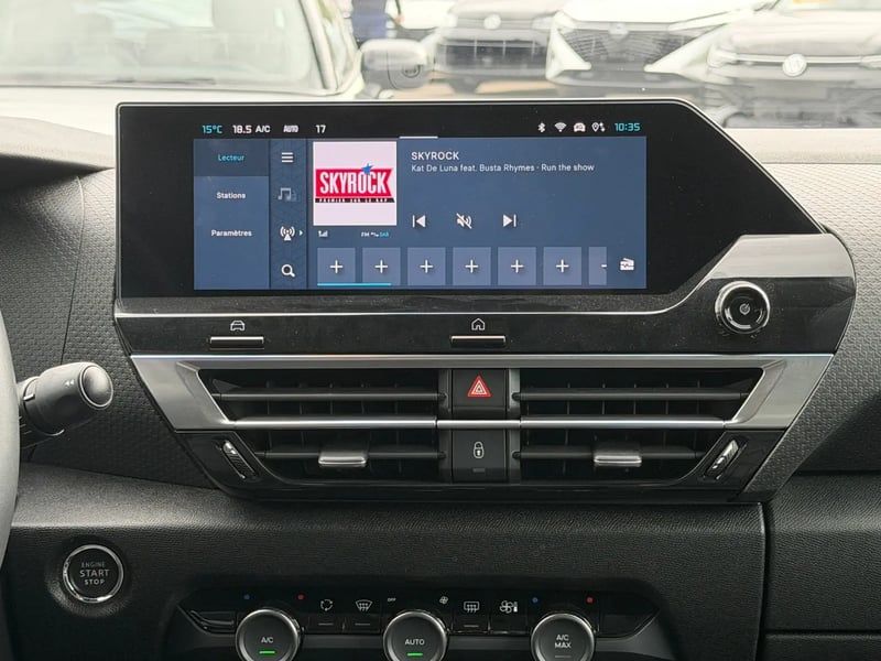 Photo de la voiture CITROEN C4 X PureTech 130 S&S EAT8 Max