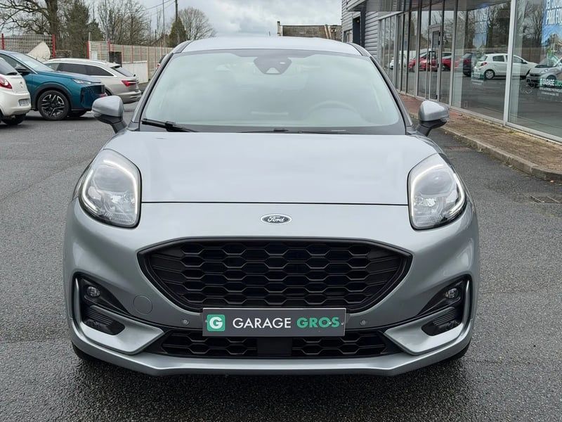 Photo de la voiture FORD PUMA 1.0 EcoBoost 155 ch mHEV S&S Powershift ST-Line