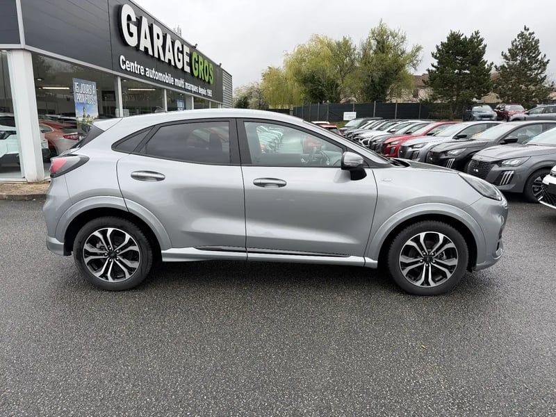 Photo de la voiture FORD PUMA 1.0 EcoBoost 155 ch mHEV S&S Powershift ST-Line