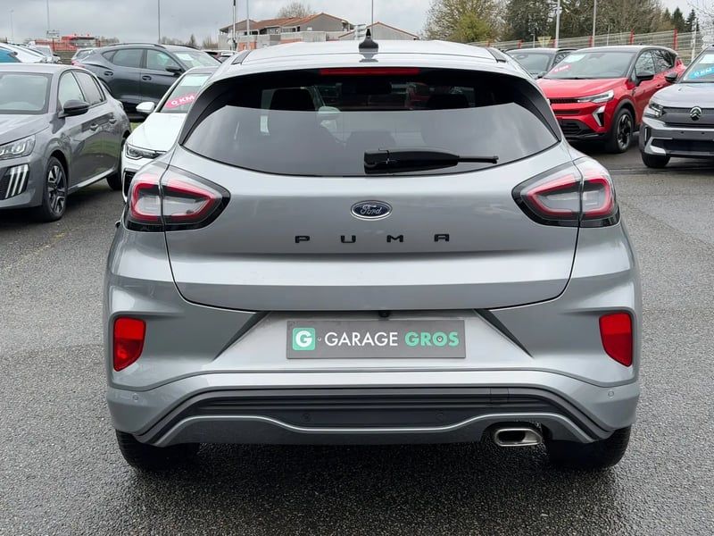 Photo de la voiture FORD PUMA 1.0 EcoBoost 155 ch mHEV S&S Powershift ST-Line
