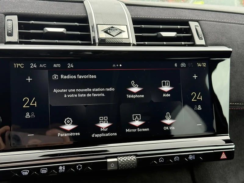 Photo de la voiture DS DS 7 Hybride Rechargeable E-Tense 225 EAT8 Performance Line