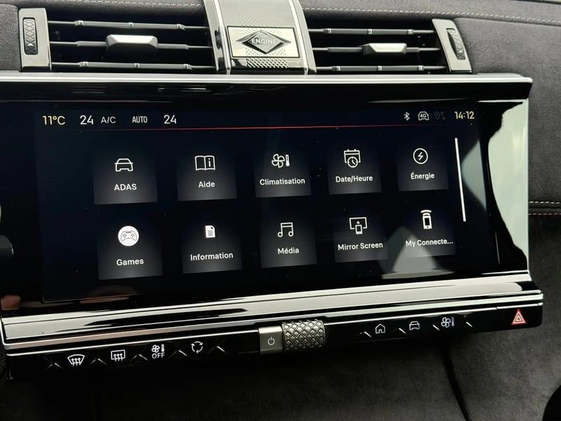 Photo de la voiture DS DS 7 Hybride Rechargeable E-Tense 225 EAT8 Performance Line