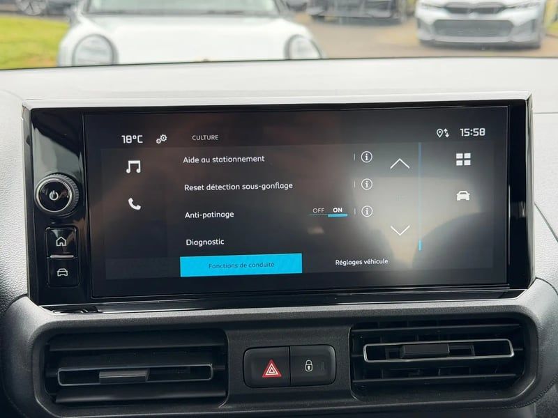 Photo de la voiture CITROEN E-BERLINGO Taille M 136 ch 54 kWh Plus