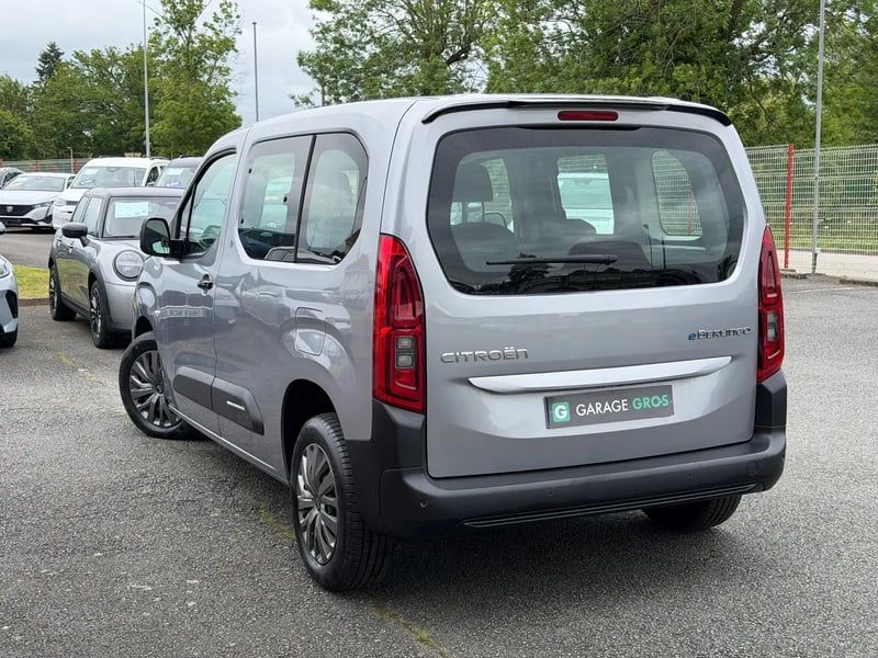 Photo de la voiture CITROEN E-BERLINGO Taille M 136 ch 54 kWh Plus