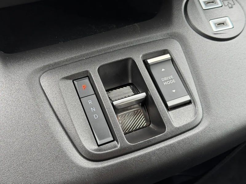 Photo de la voiture CITROEN E-BERLINGO Taille M 136 ch 54 kWh Plus