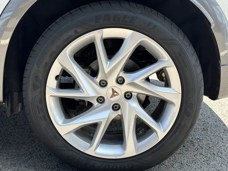 Photo de la voiture CUPRA FORMENTOR 1.5 TSI 150 ch V