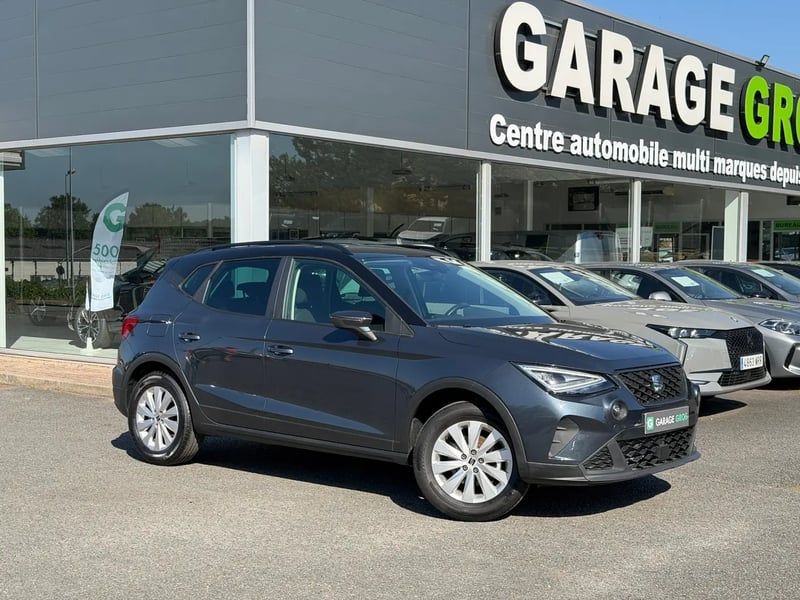 Photo de la voiture SEAT ARONA 1.0 TSI 110 ch Start/Stop BVM6 Style Business