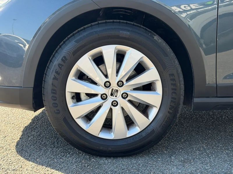 Photo de la voiture SEAT ARONA 1.0 TSI 110 ch Start/Stop BVM6 Style Business