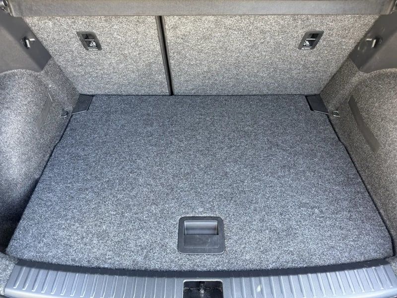 Photo de la voiture SEAT ARONA 1.0 TSI 110 ch Start/Stop BVM6 Style Business
