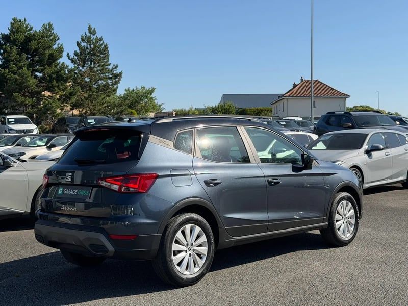 Photo de la voiture SEAT ARONA 1.0 TSI 110 ch Start/Stop BVM6 Style Business