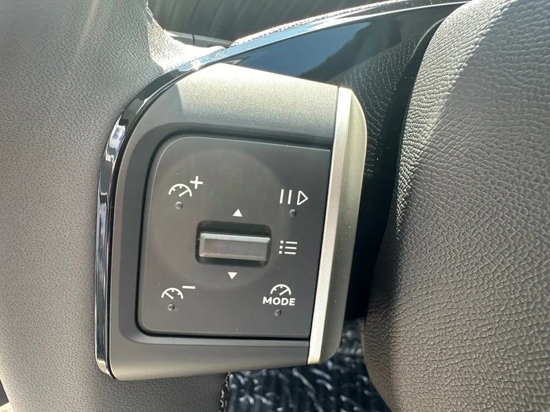 Photo de la voiture CITROEN C3 AIRCROSS Hybride 145 ch Aut Max