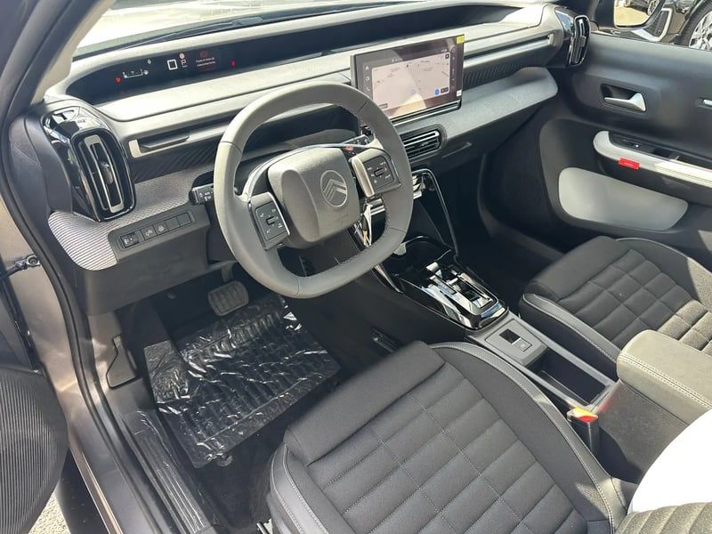Photo de la voiture CITROEN C3 AIRCROSS Hybride 145 ch Aut Max