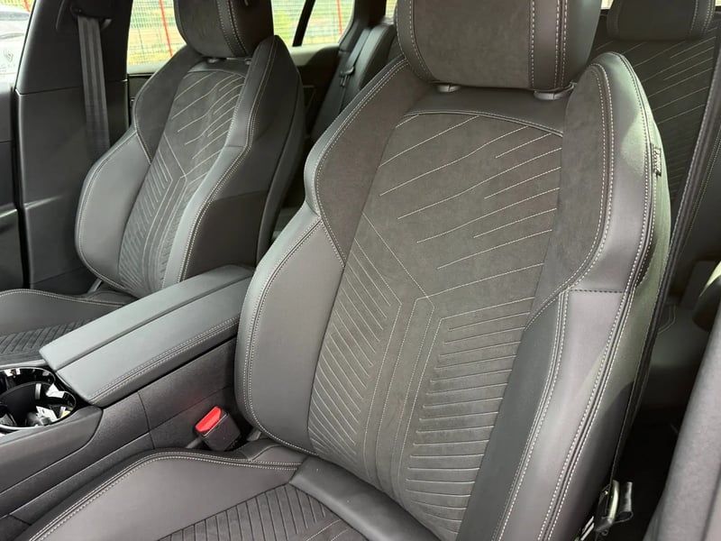 Photo de la voiture PEUGEOT 508 SW Hybrid 180 e-EAT8 Allure