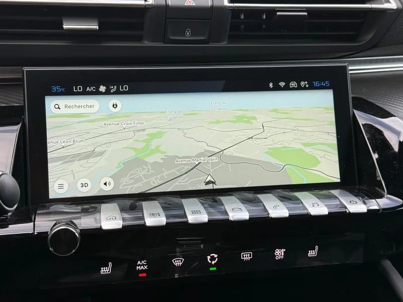 Photo de la voiture PEUGEOT 508 SW Hybrid 180 e-EAT8 Allure