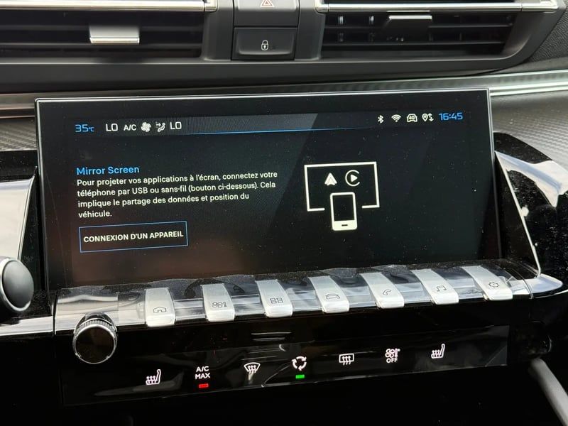 Photo de la voiture PEUGEOT 508 SW Hybrid 180 e-EAT8 Allure