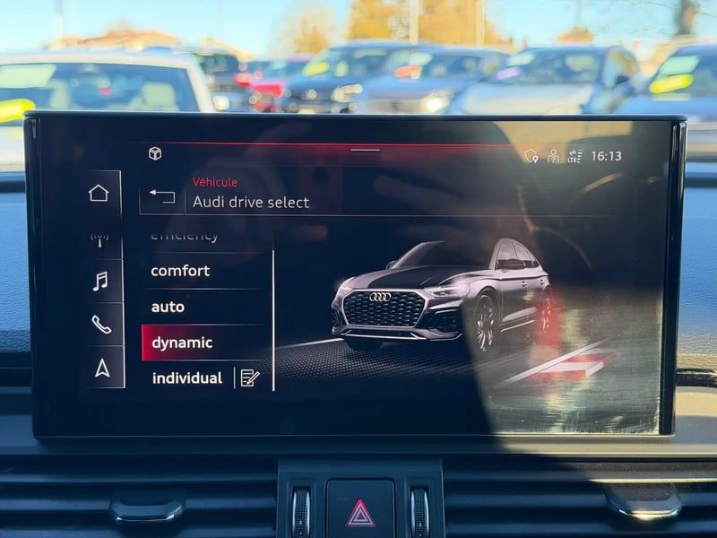 Photo de la voiture AUDI Q5 SPORTBACK 35 TDI 163 S tronic 7 S line