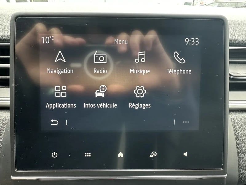 Photo de la voiture RENAULT CAPTUR Blue dCi 115 Intens