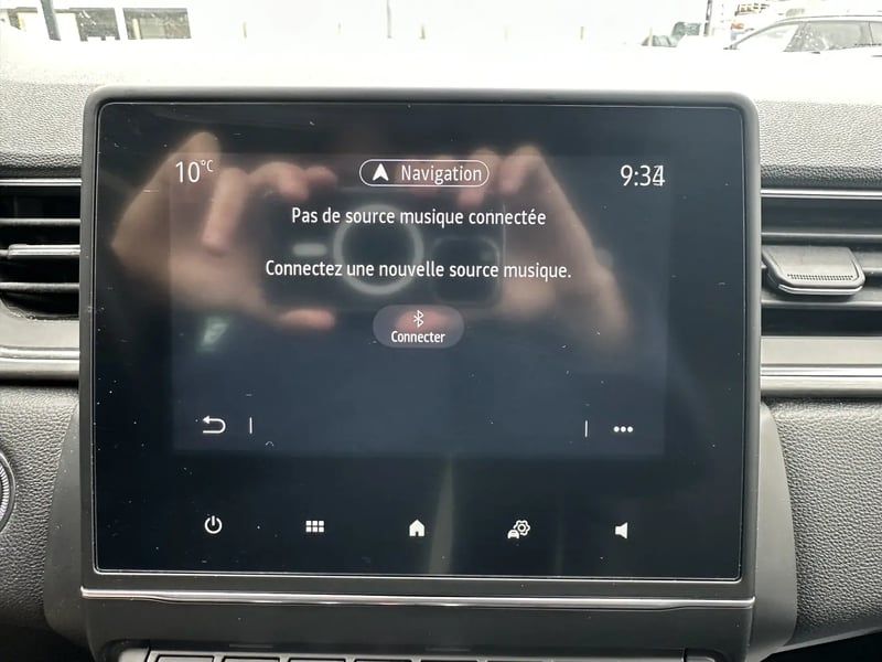 Photo de la voiture RENAULT CAPTUR Blue dCi 115 Intens