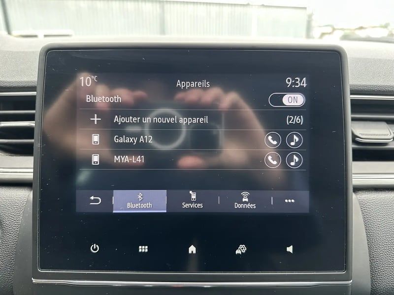 Photo de la voiture RENAULT CAPTUR Blue dCi 115 Intens