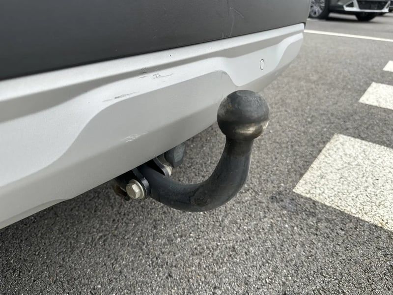 Photo de la voiture RENAULT CAPTUR Blue dCi 115 Intens