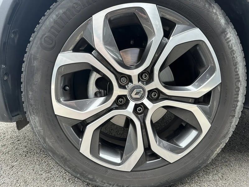 Photo de la voiture RENAULT CAPTUR Blue dCi 115 Intens