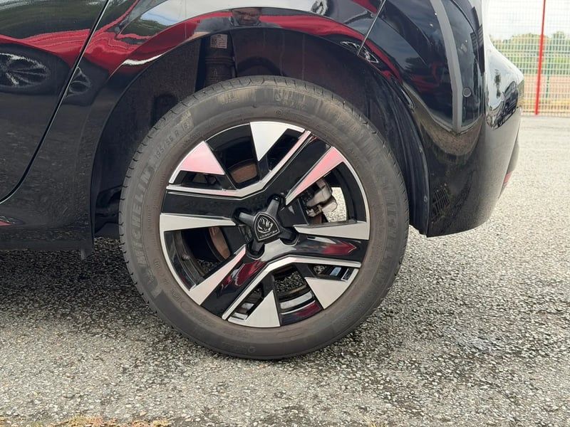 Photo de la voiture PEUGEOT 208 100 S&S BVM6 Allure