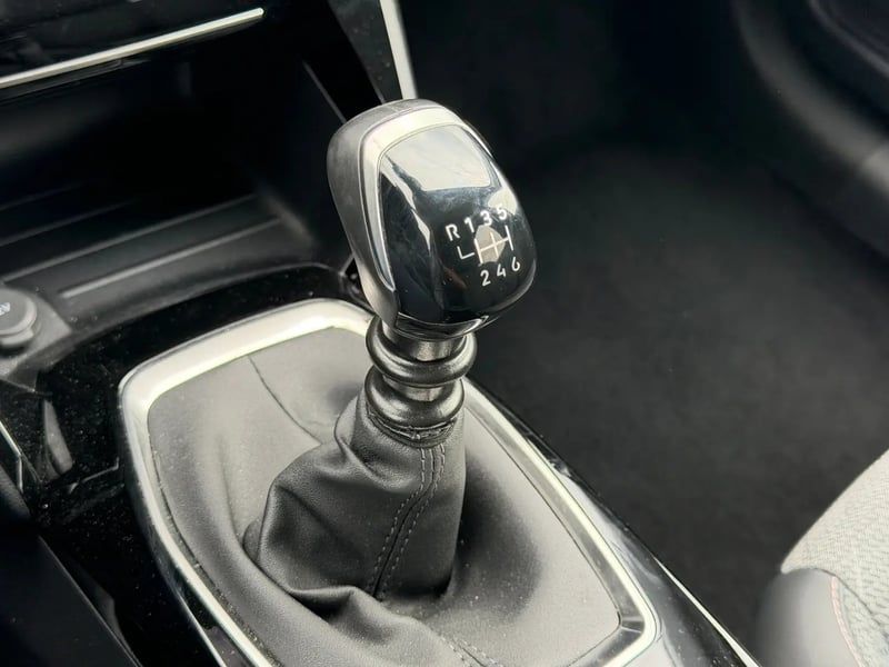 Photo de la voiture PEUGEOT 208 100 S&S BVM6 Allure