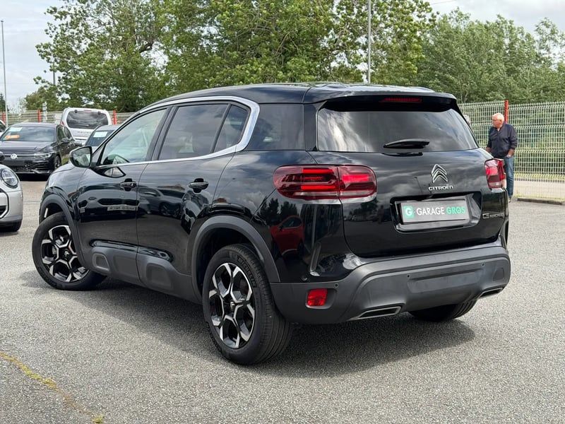 Photo de la voiture CITROEN C5 AIRCROSS Hybride 136 e-DCS6 Max