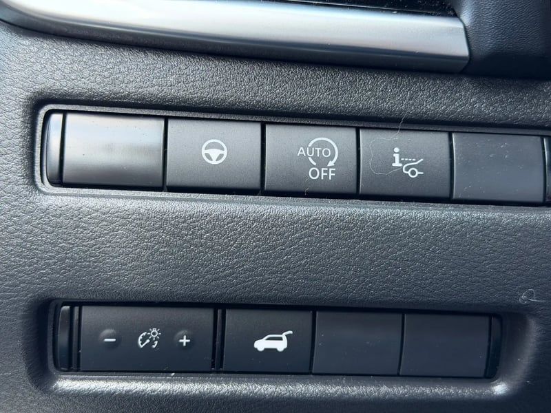 Photo de la voiture NISSAN QASHQAI 2021 Mild Hybrid 140 ch Tekna