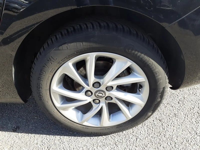 Photo de la voiture OPEL ASTRA SPORTS TOURER 1.5 Diesel 122 ch BVM6 Edition Business