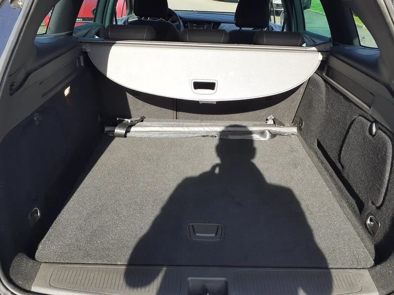 Photo de la voiture OPEL ASTRA SPORTS TOURER 1.5 Diesel 122 ch BVM6 Edition Business