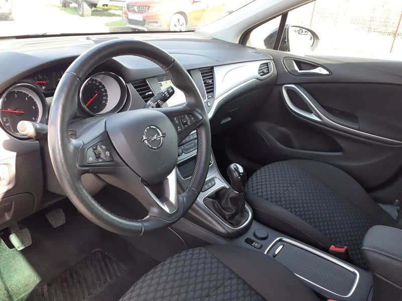 Photo de la voiture OPEL ASTRA SPORTS TOURER 1.5 Diesel 122 ch BVM6 Edition Business